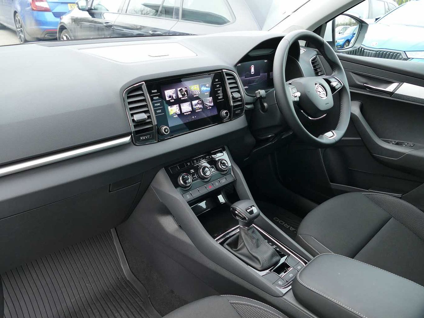 SKODA Karoq 1.5 TSI (150ps) SE Drive Auto/DSG SUV